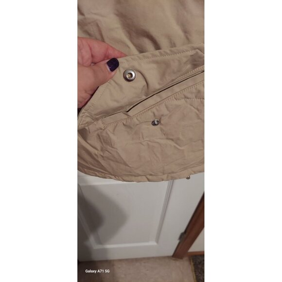 UCLA Bruins NCAA Puffer Vest H&M Size M Football Mens Beige Full Zipper College - Picture 2 of 9